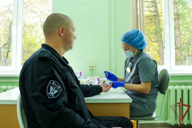 Сотрудники Росгвардии пополнили банк крови медучреждений Йошкар-Олы