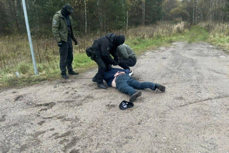 При силовой поддержке спецназа Росгвардии в Тверской области ликвидирован межрегиональный канал поставок наркотиков
