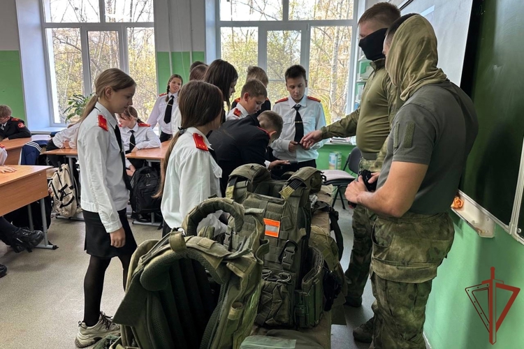 Военно-патриотические мероприятия с участием представителей Росгвардии прошли на Дальнем Востоке
