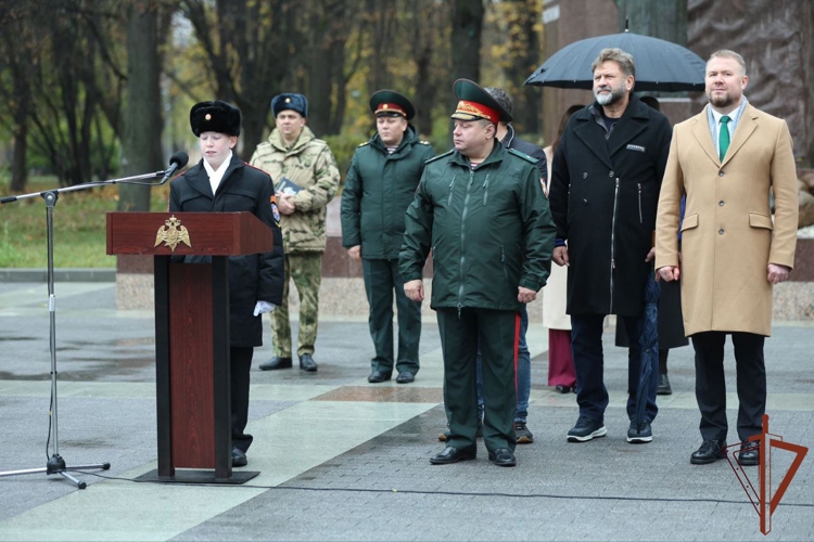В Москве учащиеся подшефных классов Росгвардии дали торжественную клятву кадета