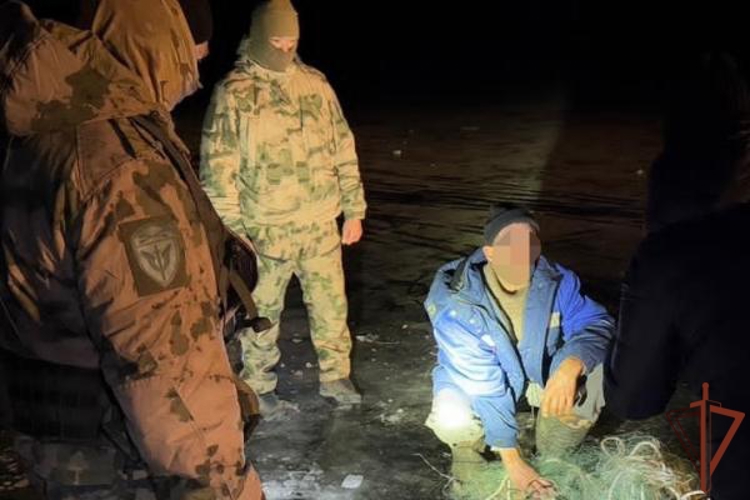 Подозреваемые в незаконной добыче водных биоресурсов задержаны при содействии Росгвардии в Иркутской области