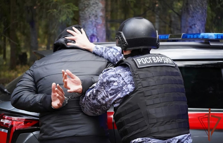 В Москве сотрудники Росгвардии провели учение по пресечению вооруженного нападения на стратегический объект (видео)