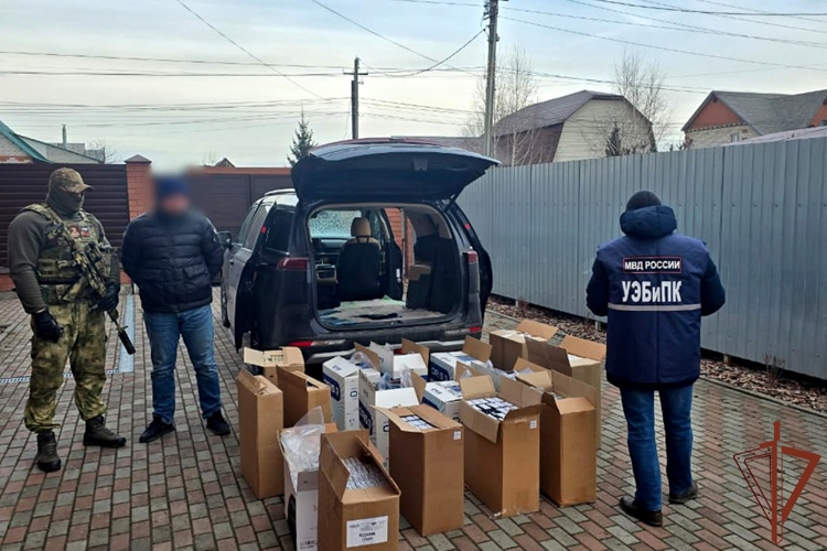 На Южном Урале при содействии Росгвардии пресечен сбыт немаркированной табачной и алкогольной продукции (видео)