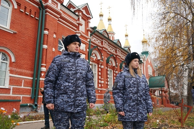 Росгвардейцы обеспечили безопасность массовых мероприятий в Приволжье 