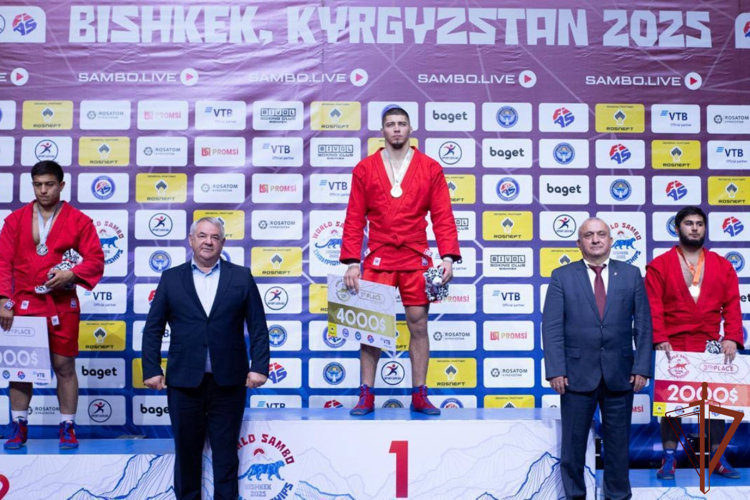 Спортсмен Уральского округа Росгвардии завоевал золотую медаль на чемпионате мира по самбо
