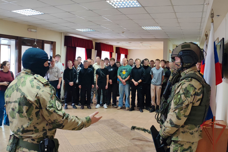 В Центральном федеральном округе при участии росгвардейцев проходит всероссийская акция «День призывника» 
