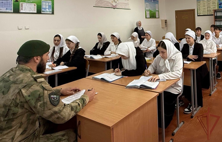 Росгвардия проводит патриотические мероприятия для молодежи на Северном Кавказе