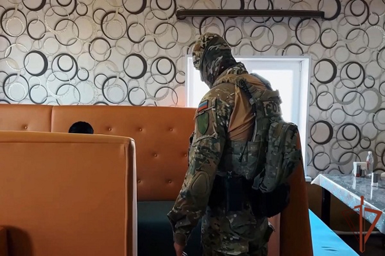 При содействии спецназа Росгвардии в Приморье прошли миграционные рейды