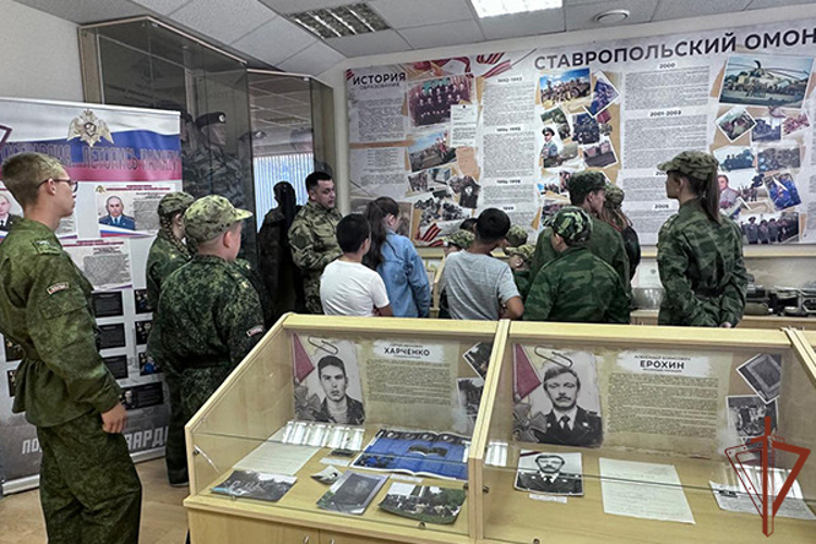 Всероссийская акция «День призывника» прошла в Северо-Кавказском округе Росгвардии