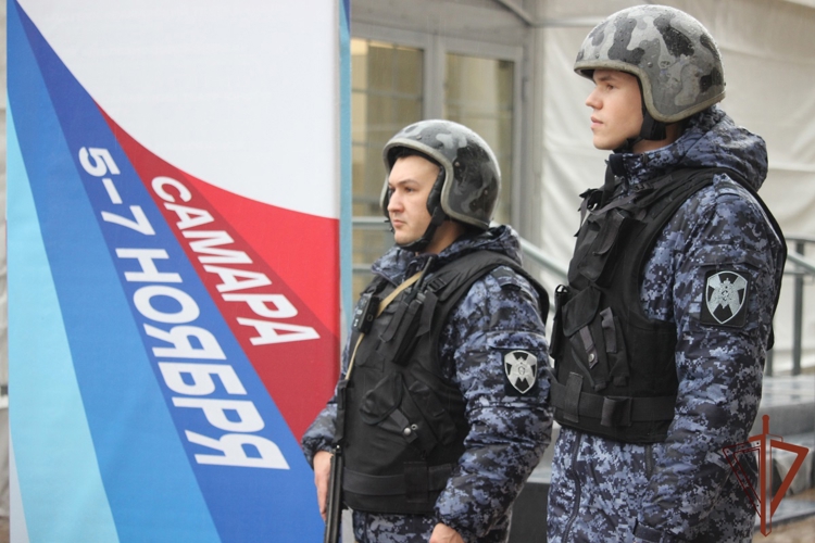 В Самаре Росгвардия приняла участие в обеспечении безопасности XIII Международного спортивного форума «Россия-спортивная держава» 
