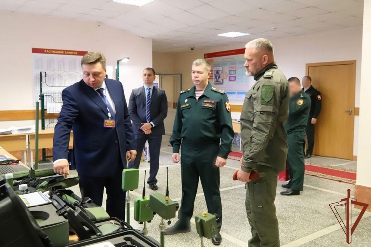Росгвардия провела научно-практическую конференцию со специалистами инженерного обеспечения (видео)