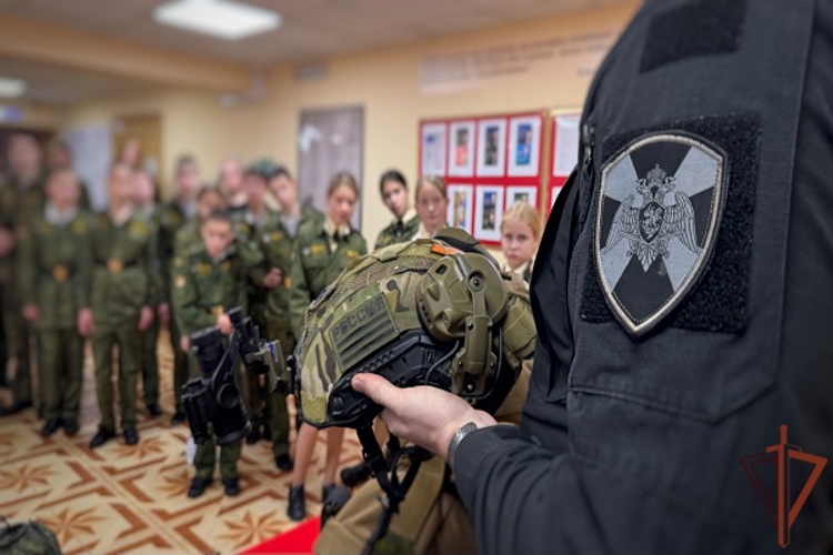 На Дальнем Востоке прошли профориентационные мероприятия с допризывной молодежью 