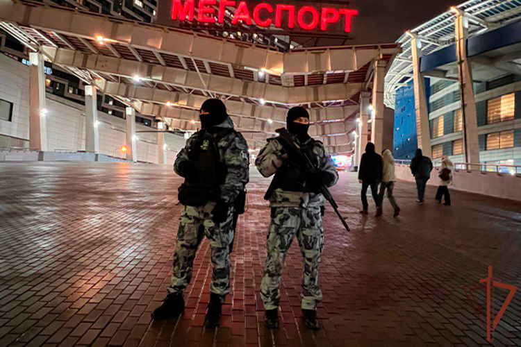 Военнослужащие и сотрудники Росгвардии обеспечили безопасность матча КХЛ в Москве