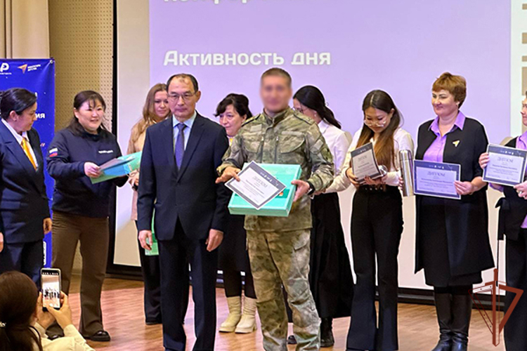 Престижных премий удостоены росгвардейцы за вклад в патриотическое воспитание молодежи на Дальнем Востоке