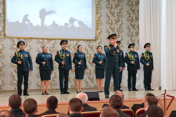 Ветеранов ведомства поздравили в Южном округе Росгвардии