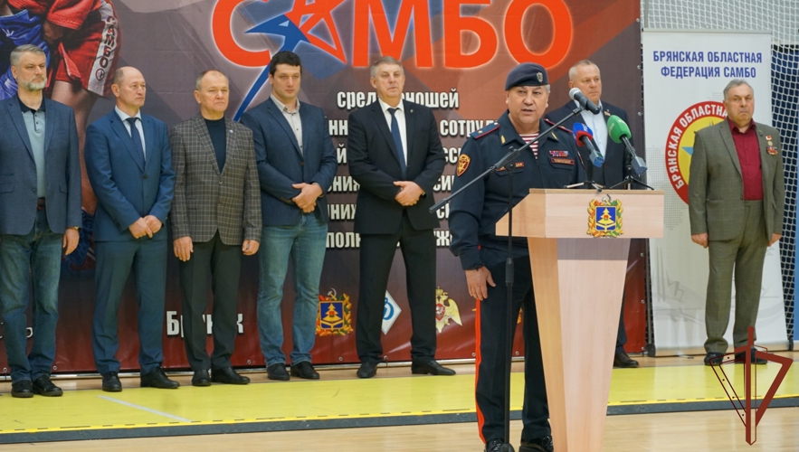 Турнир по самбо памяти погибших военнослужащих и сотрудников силовых структур прошел в Брянске