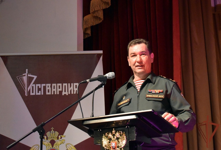 В Приволжском округе Росгвардии поздравили женщин с наступающим Днем матери