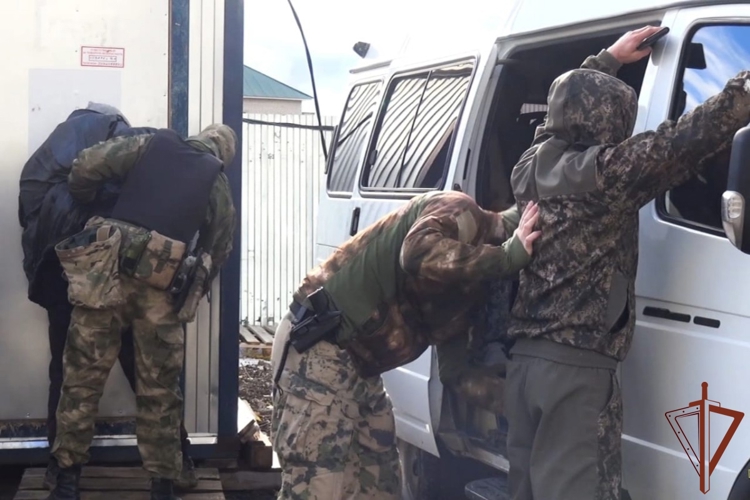В Липецкой области при содействии спецназа Росгвардии прошел  рейд по выявлению нарушений миграционного законодательства