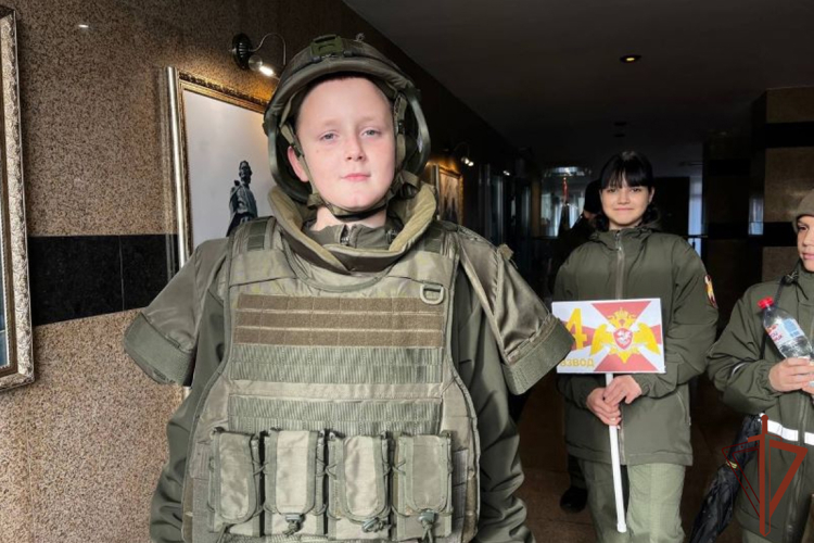 Нижегородские кадеты провели «Один день с Росгвардией», погрузившись в службу спецподразделений