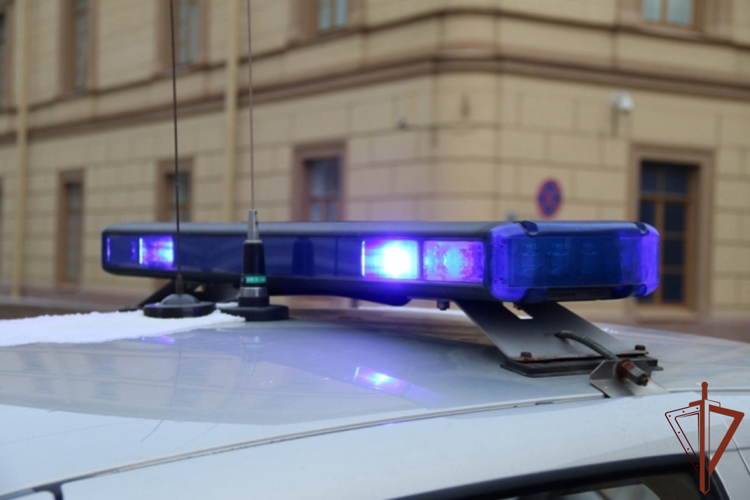 В центре Санкт-Петербурга сотрудники Росгвардии задержали стрелка, ранившего в руку посетителя бара 