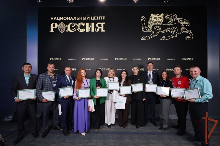 Служащий Сибирского округа Росгвардии признан одним из лучших в рамках Всероссийского проекта «Хорошие новости»