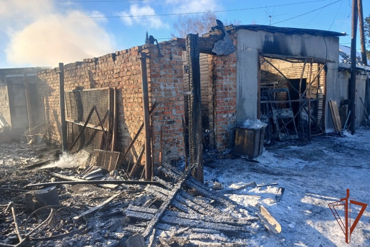 Сотрудники Росгвардии предотвратили пожар в жилом доме в Новосибирской области
