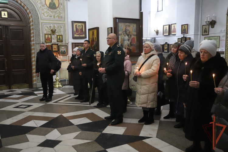 В Сибири встретились с мамами погибших росгвардейцев в преддверии Дня матери