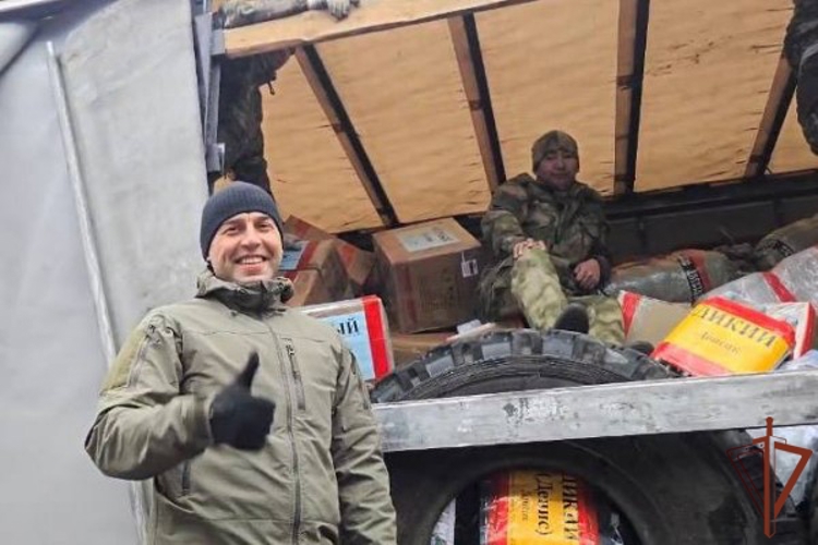Росгвардия в Томской области приняла участие в отправке масштабной гуманитарной помощи в зону СВО 