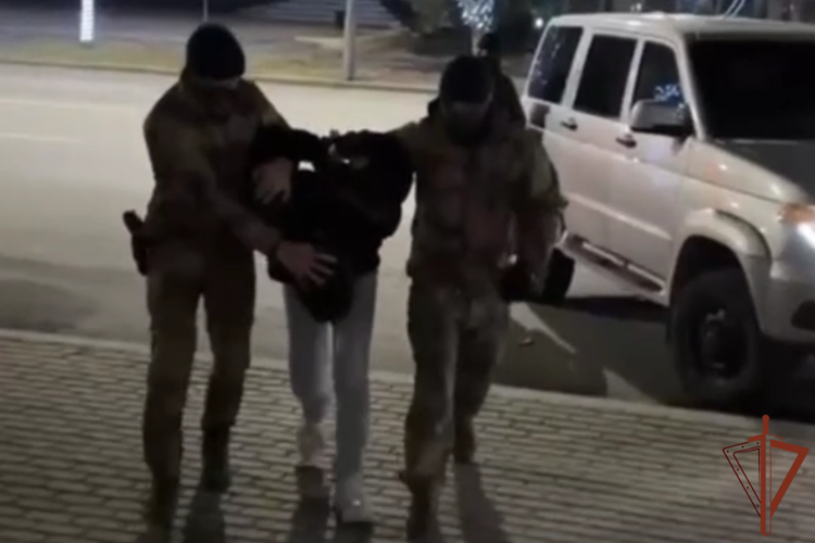 При содействии спецназа Росгвардии в Зауралье задержан подозреваемый в изготовлении наркотиков (видео)