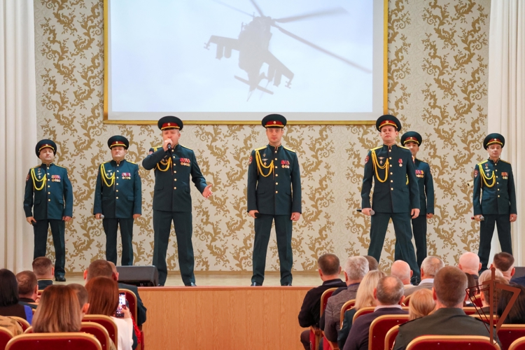 Краснознаменному батальону охраны и обеспечения Южного округа Росгвардии исполнилось 105 лет