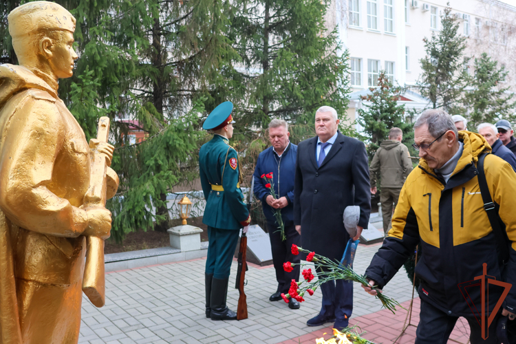 Краснознаменному батальону охраны и обеспечения Южного округа Росгвардии исполнилось 105 лет