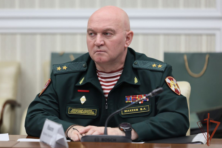 Командующий Уральским округом Росгвардии принял участие в совещании по вопросам безопасности в новогодние праздники