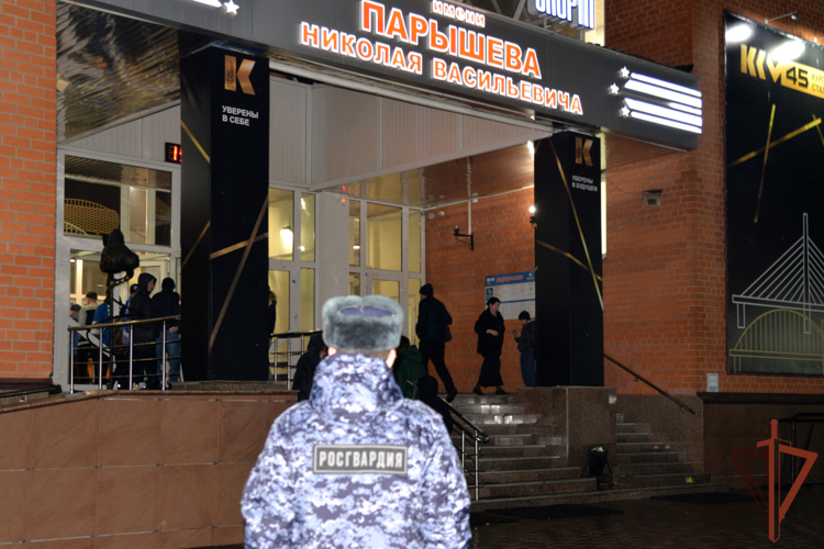 Росгвардия обеспечила безопасность массовых мероприятий на Урале