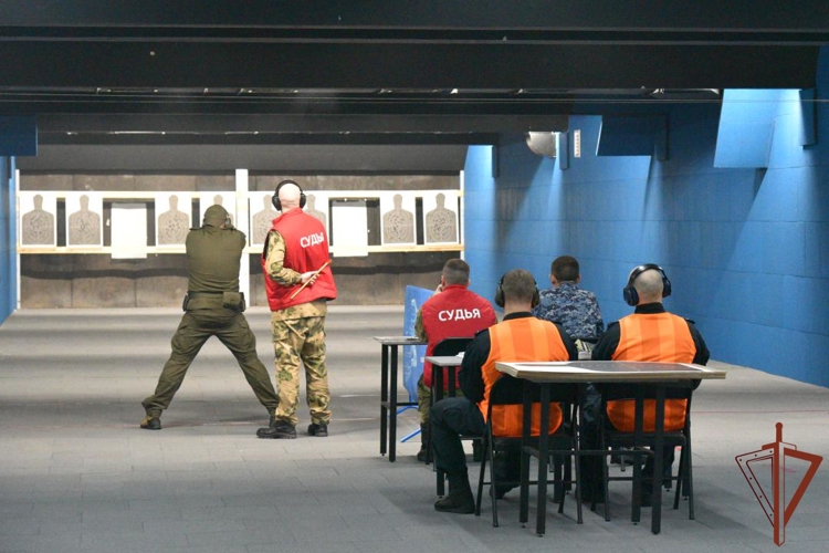 Чемпионат Приволжского округа Росгвардии по лыжным гонкам и служебному двоеборью завершился в Удмуртии (видео)