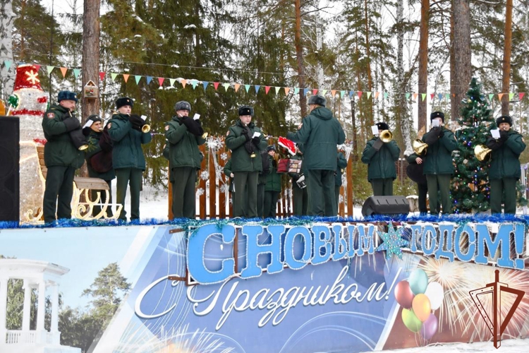 Ведомственные и региональные новогодние акции продолжаются на Урале