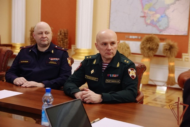 В Приамурье командующий Восточным округом Росгвардии посетил подразделения ведомства 