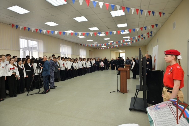Майкопской школе №10 присвоено имя Героя России Артема Гармаша