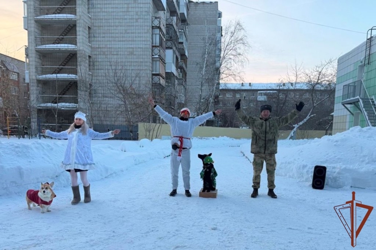 Предновогодние акции провели росгвардейцы в Кузбассе и Томской области