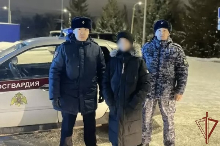 В Омске сотрудники Росгвардии нашли пропавшего подростка