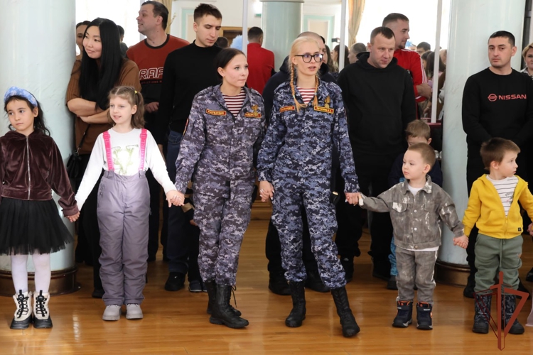 В Хабаровске состоялось главное новогоднее событие Восточного округа Росгвардии