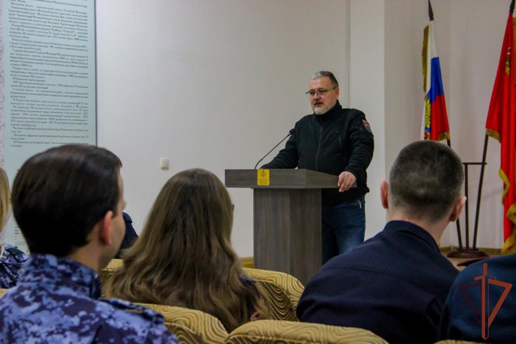 Современные методы работы с медиа обсудили на семинаре в подмосковном главке Росгвардии (видео)