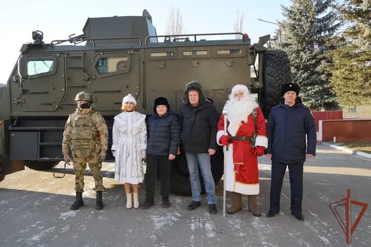 В Центральном округе Росгвардии прошли праздничные мероприятия для детей сотрудников и военнослужащих ведомства