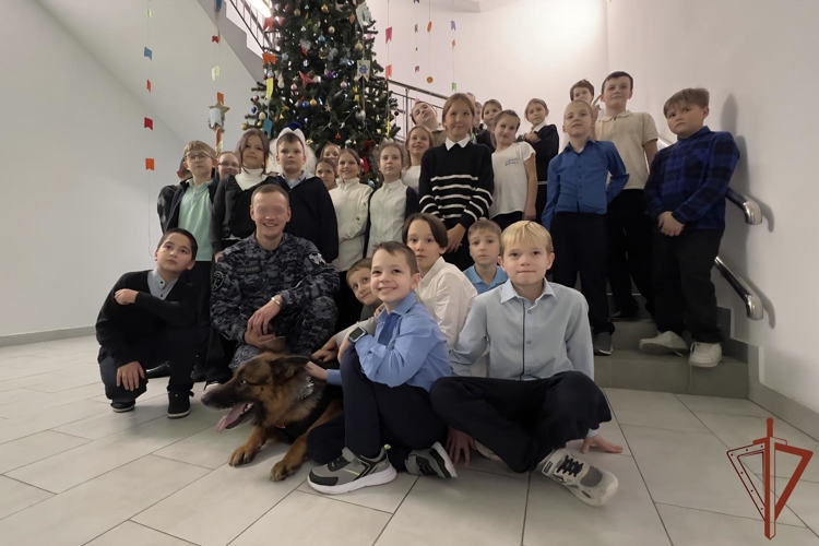 В Калининградскую область прибыл Дед Мороз специального назначения (видео)