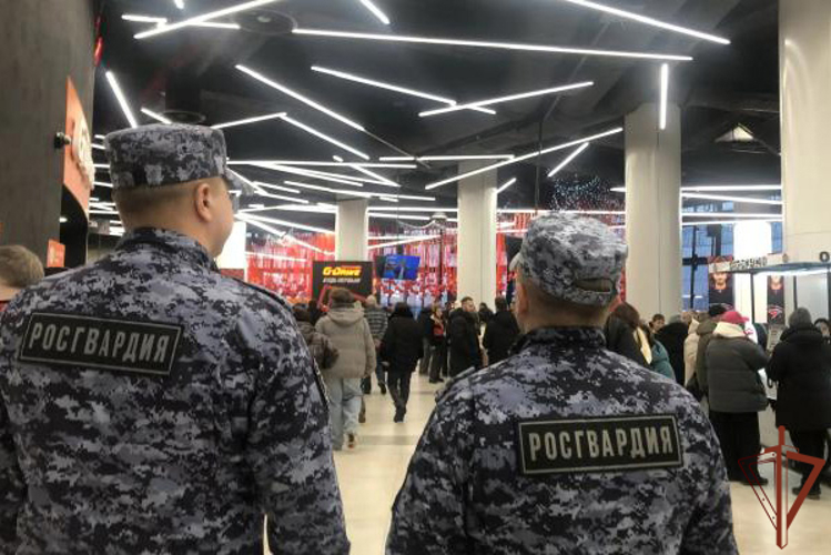 Правопорядок на матчах чемпионата КХЛ в Омске обеспечили сотрудники Росгвардии