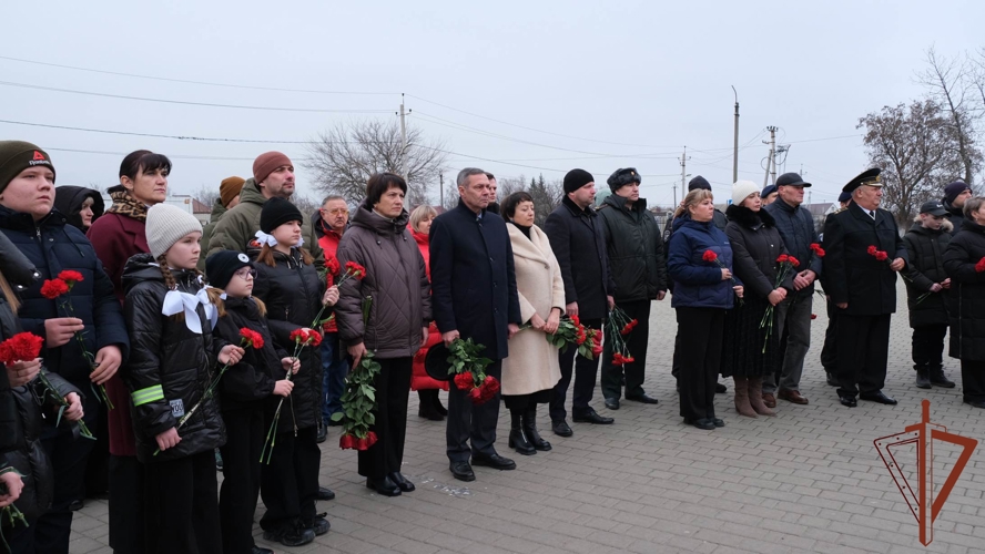 Мемориальную доску Герою России Алексею Осипову открыли в Белгородской области