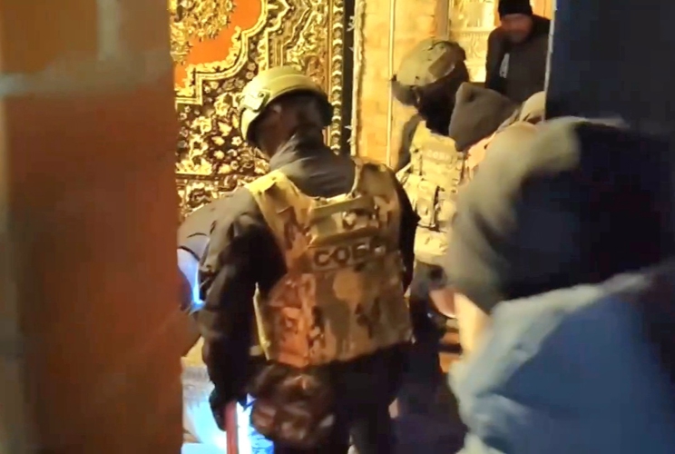 В Санкт-Петербурге при содействии СОБР Росгвардии задержаны подозреваемые в совершении убийства и покушения на убийство