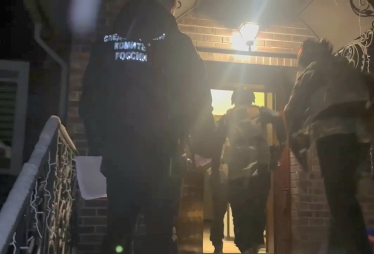 В Санкт-Петербурге при содействии СОБР Росгвардии задержаны подозреваемые в совершении убийства и покушения на убийство