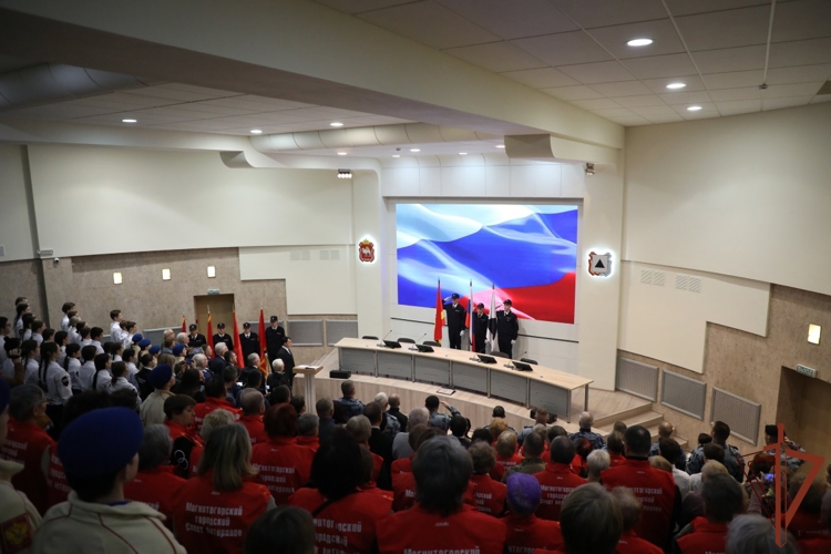 Торжественная церемония передачи росгвардейцам копий боевых знамен Великой Отечественной войны состоялась в Челябинской области