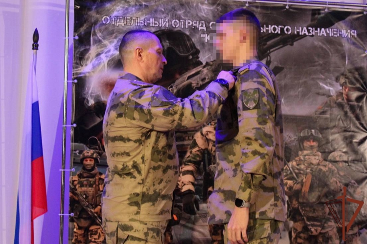 Военнослужащие спецназа Росгвардии в Кузбассе отмечены государственными и ведомственными наградами