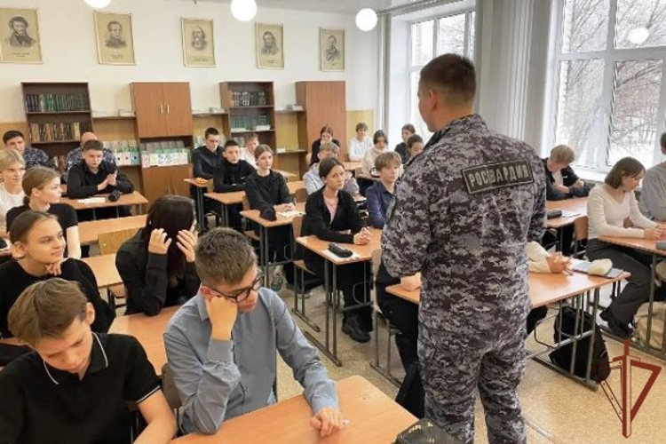 Росгвардия провела профилактические встречи с молодежью в рамках акции «Безопасный Новый год» в Сибири